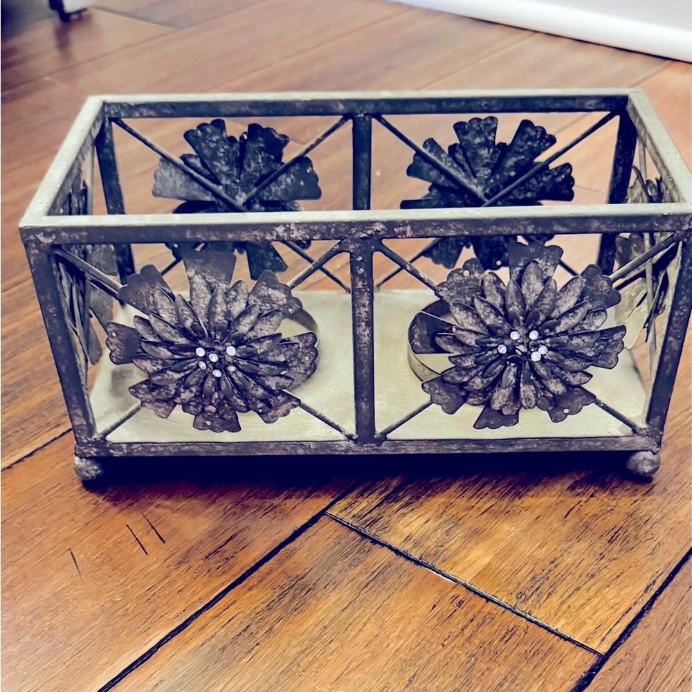 Vintage Decorative Rustic Metal Candle Holder